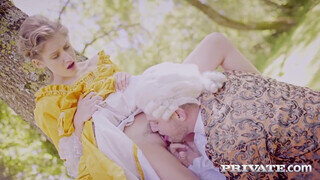 Tiffany Tatum a borotvált punás pici csöcsű megbaszott hercegnő