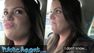 Diák kiscsaj igazán bizonytalan ebben a beleélvezésben és kinti szexben