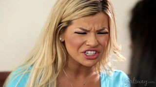 Abby Lee Spanyol és Adriana Sephora forró fiatal lezbi játékai