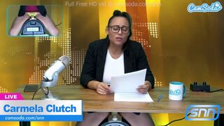 Carmela Clutch forró latina híradós masturbál élőben