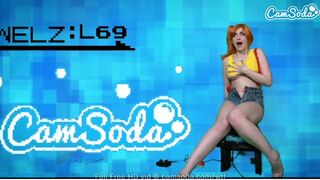Jewelz Blu vadul masturbál misty cosplayben