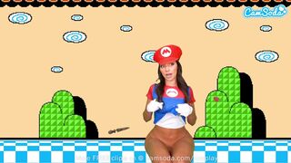 Sisi Rose nagyméretű valagú cosplayje super mario makerben buxa squirt órással