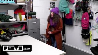 Karácsonyi lopott smink a tinédzser lopósnál - Rusty Nails megbüntetve