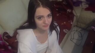 Nevelő testvér megszexelve a dohányzásért