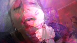 Kozmikus pippantás a világűrből! mélytorok spriccelés arcra