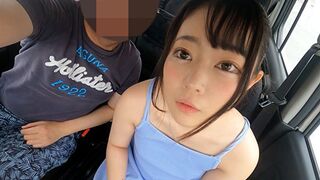 Nagyméretű szemek és apró test! 147 cm-es osaka mini nőci orálozza és veri a hímtagot vezetés közben