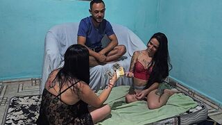 A asszonyom látni akarta, ahogy a kurvája először kapja popóba