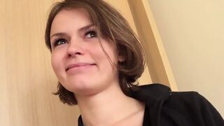 Bazinagy didkós nőci cunija és popója keményen megkúrva