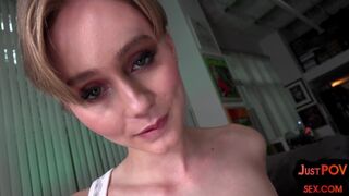 Alicia Williams erőszakos popó kalandja Mr POV-val POV nézetben
