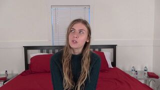 Csábos milfek és szexy csajok castingja a Desperate Amateurs csapatával Winter Marina és Scarlett főszereplésével